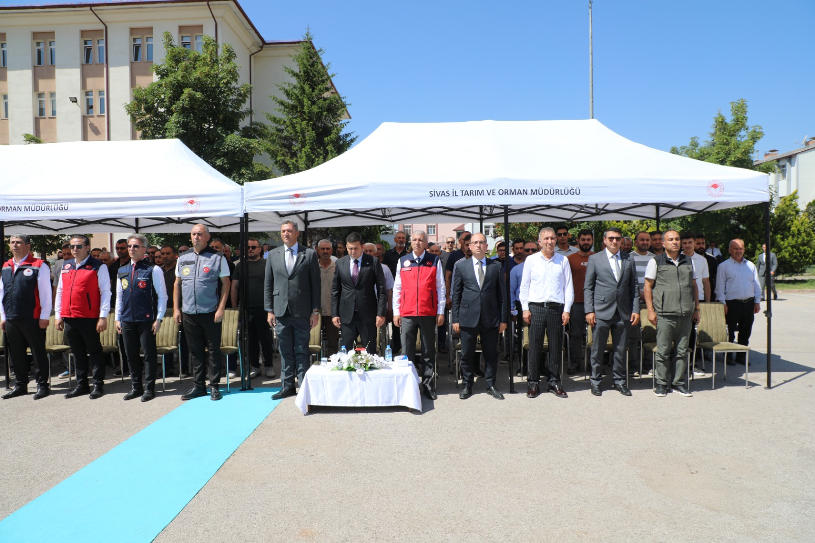 Sivas İli Arı Yetiştiricileri Birliği olarak İl Tarım ve Orman Müdürlüğü iş birliğimiz ile düzenlenen Damızlık Ana Arı ve Çiftleştirme Strafor Kovan Dağıtım Töreninin ilki gerçekleştirildi.